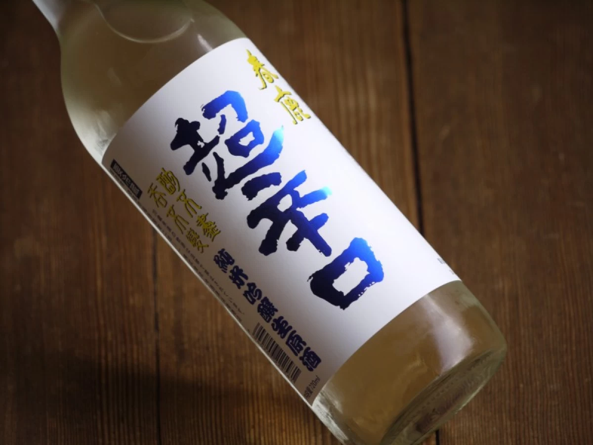 春鹿　純米吟醸　超辛口　生原酒　720ml