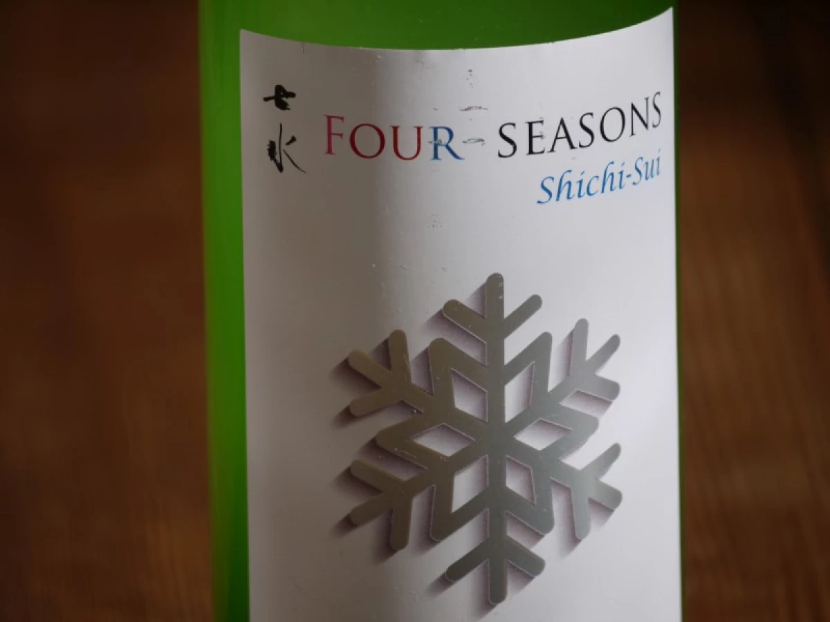 七水　FOUR SEASONS  WINTER 720ml